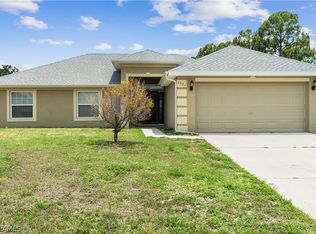 5321 Bywood St, Lehigh Acres, FL 33971