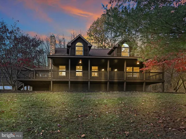 385 Mountain Rd, New Ringgold, PA 17960