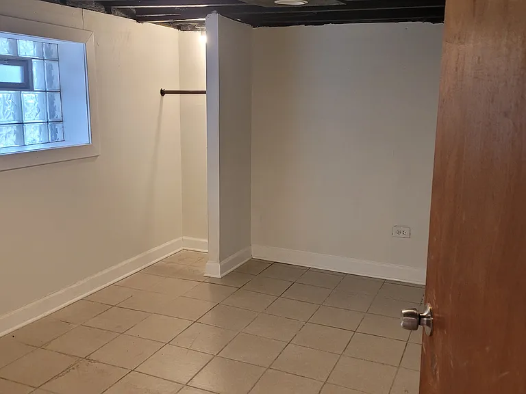 Basement Bedroom 4