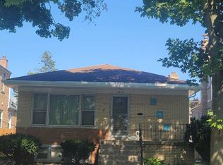 8205 S Spaulding Ave, Chicago, IL 60652