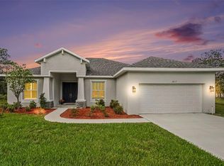 18117 Parakeet Rd, Weeki Wachee, FL 34614