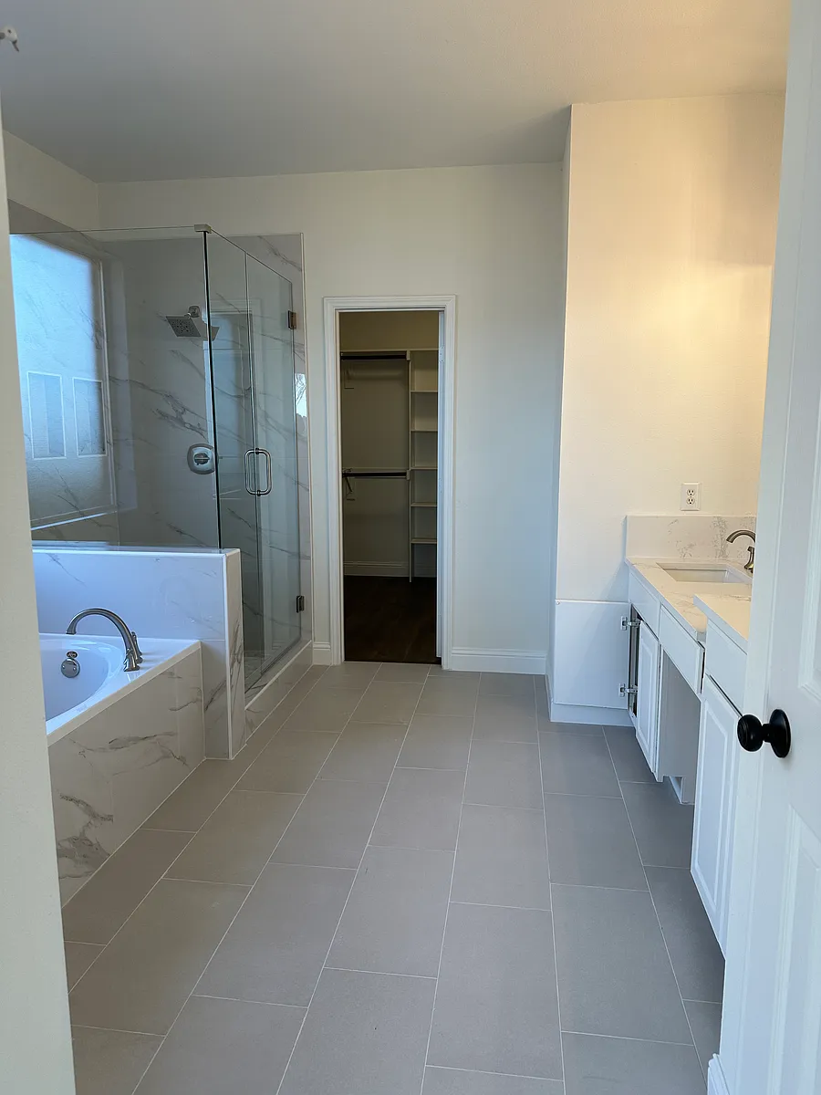 Rejuvenate in master bathroom and large walk in closet. - 4205 Lakeside Dr