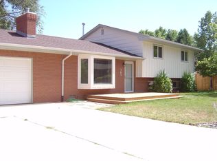 305 Sutherland Pl, Manitou Springs, CO 80829