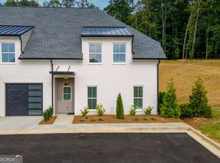121 Chateau Dr, Rome, GA 30161