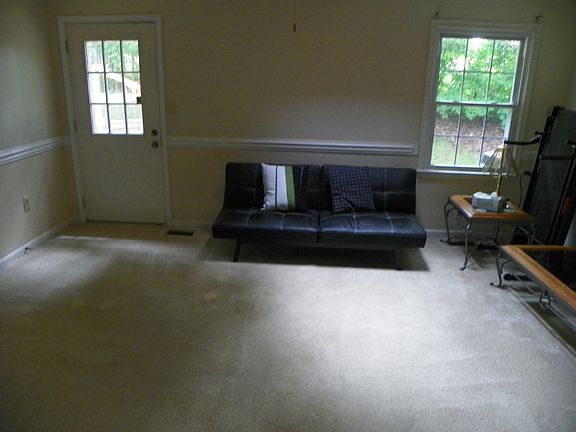 4th image of 12711 Wesley Dr