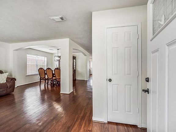 3rd image of 5014 Winding View Ln
