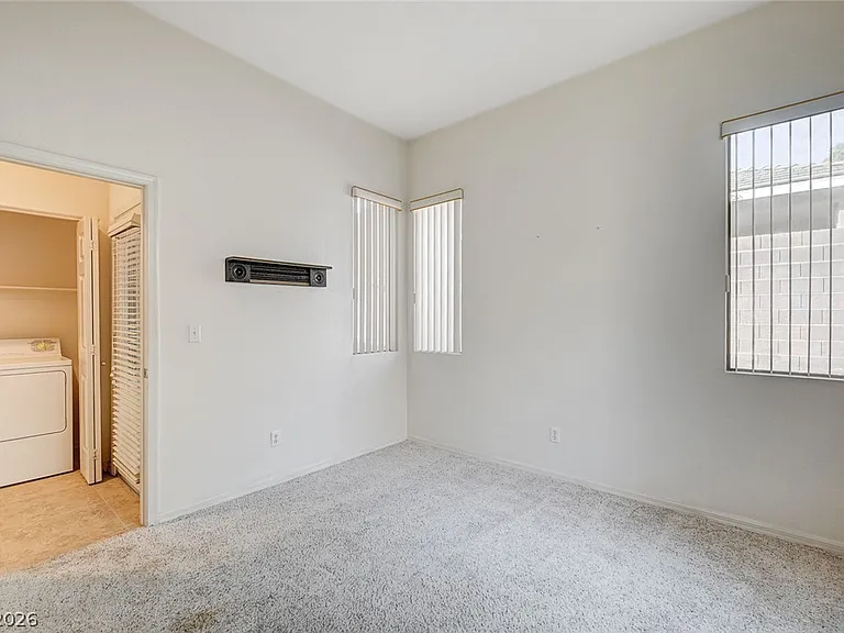 9197 Grey Pebble Ct — Photo 42