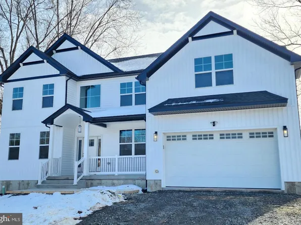 11B Fairview Ave, Perkasie, PA 18944