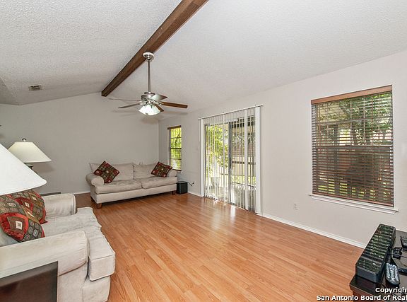 5th image of 2703 Lake Meadow St