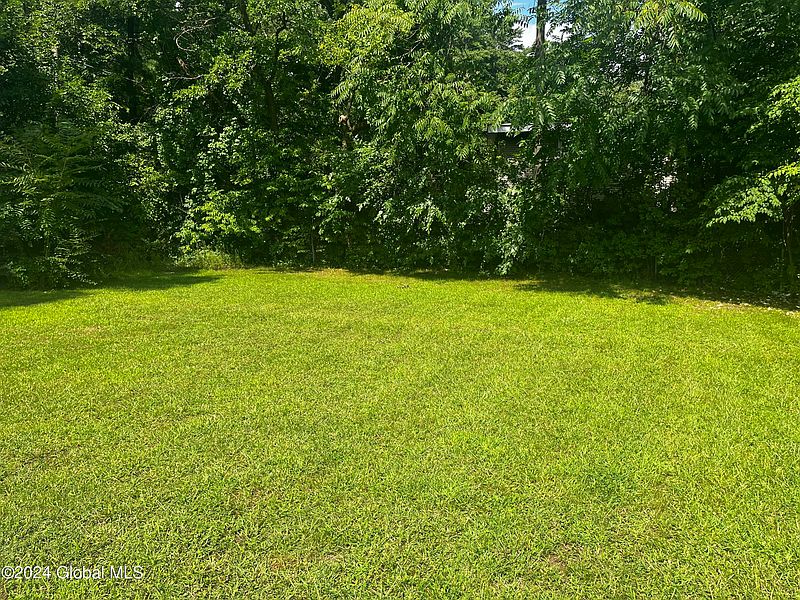 5th image of 2 Hialeah Drive