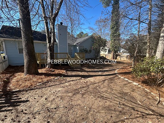 4th image of 2599 Candler Way SW