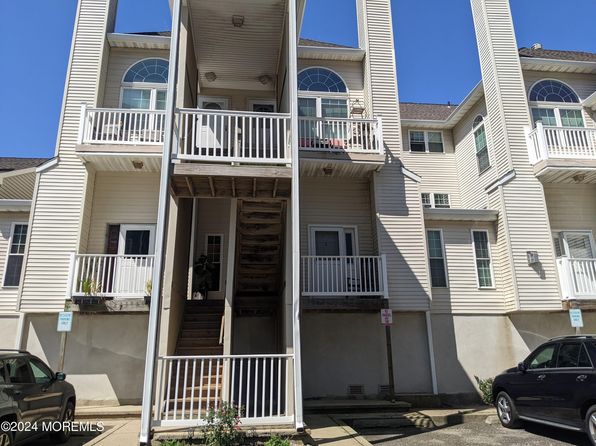 11 Raritan Ave APT 5