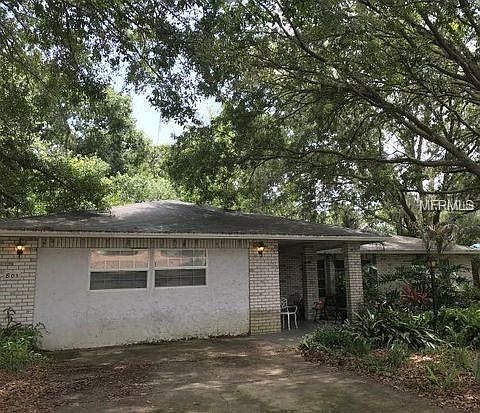 1st image of 801 Scenic Heights Dr
