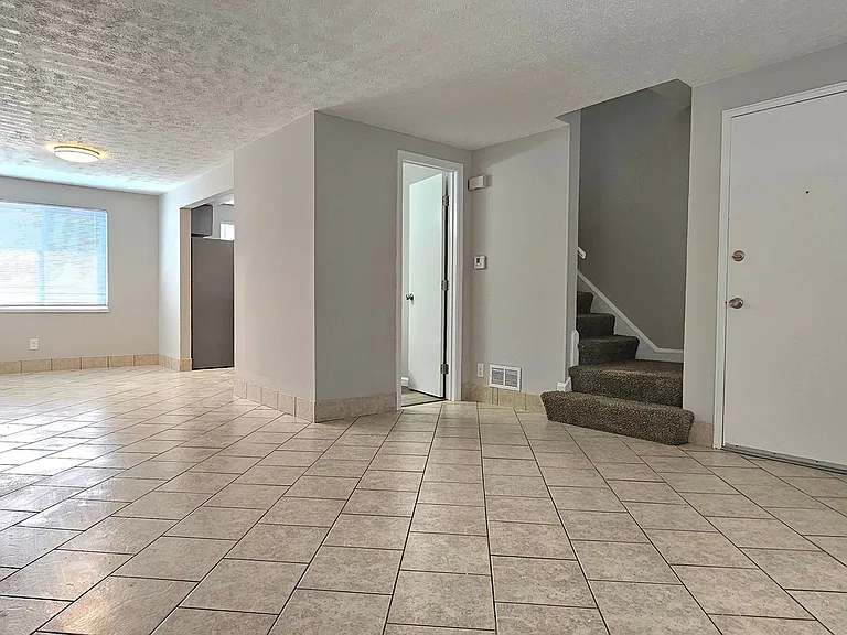Maples Townhomes — Photo 39