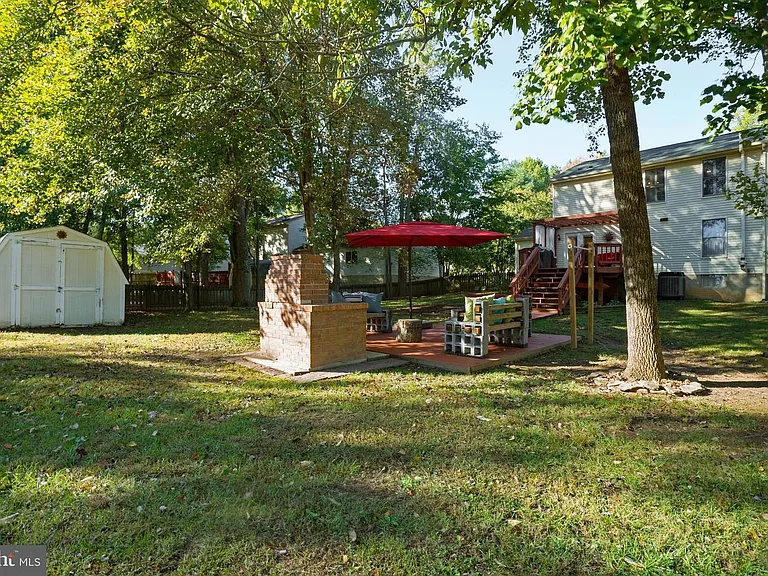 61 Buck Rd — Photo 29