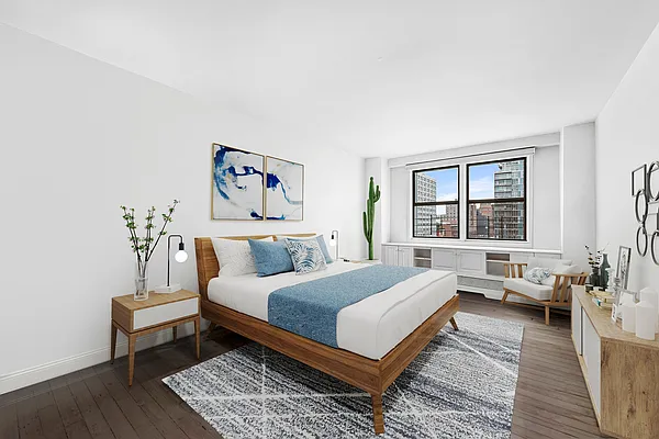 Sold by Compass | media 21