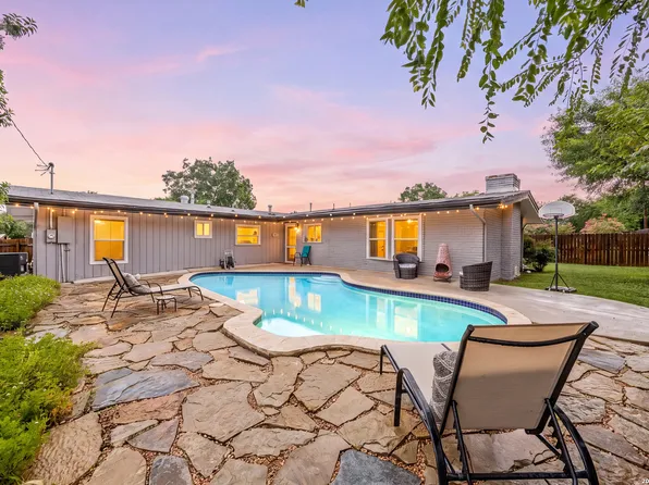 359 REXFORD DR, San Antonio, TX 78216