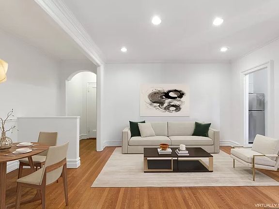 2nd image of 115 Willow St APT 4E