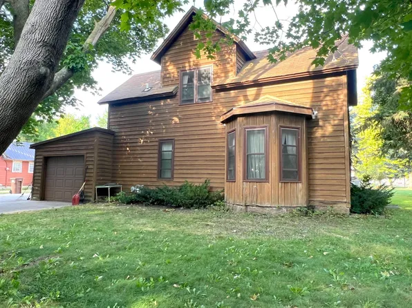 201 Park St, Freeborn, MN 56032