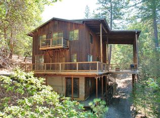 939 Beaver Creek Rd, Jacksonville, OR