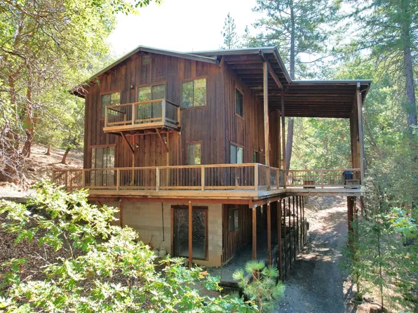 939 Beaver Creek Rd, Jacksonville, OR 97530