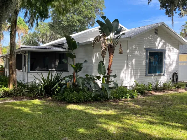 131 Park Blvd, New Smyrna Beach, FL 32168