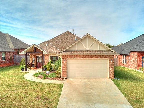 2nd image of 19037 Meadows Crossing Dr