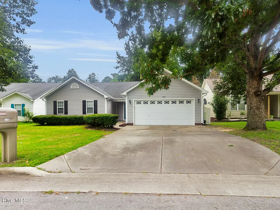 146 Monterey Cir