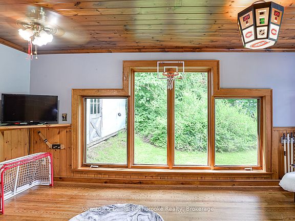 5th image of 1658 Houseys Rapids Rd