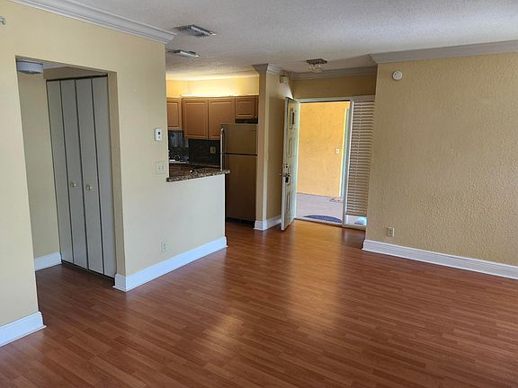 5th image of 3860 Coral Tree Circle #305