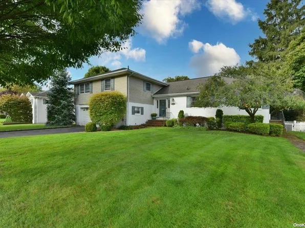 136 Lee Road, Garden City, NY 11530