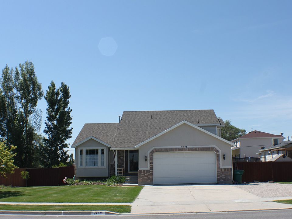 2nd image of 1271 W Matthews Way