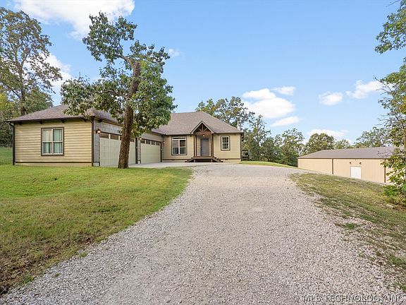 2nd image of 20944 E 440th Rd