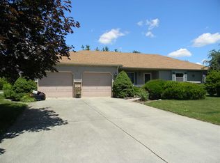 2402 Spring Grove Dr, Kokomo, IN 46902