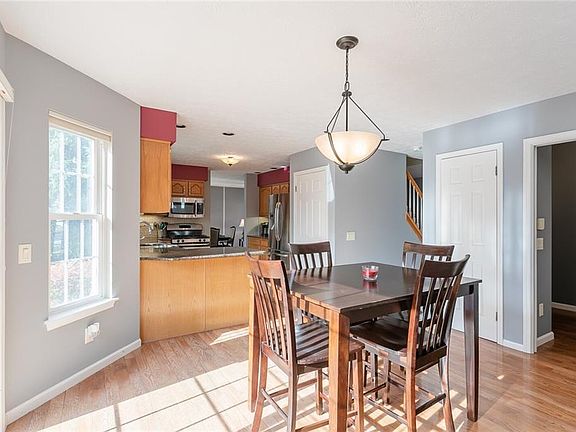 5th image of 41 Alverstone Way