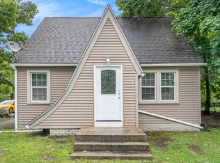 1215 California Ave, Kalamazoo, MI 49006