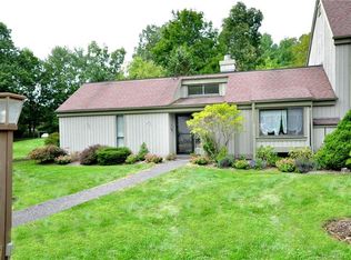 828 Heritage Vlg #A, Southbury, CT 06488