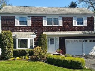 11 Lakeview Ave, Valhalla, NY 10595