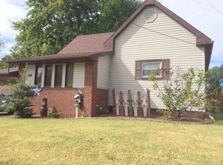 311 N Howard St, Robinson, IL 62454