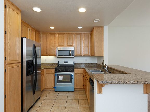 3rd image of 1505 Circle Ranch Way Unit 52