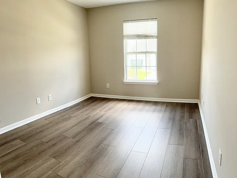 344 Winslow Ave — Photo 16