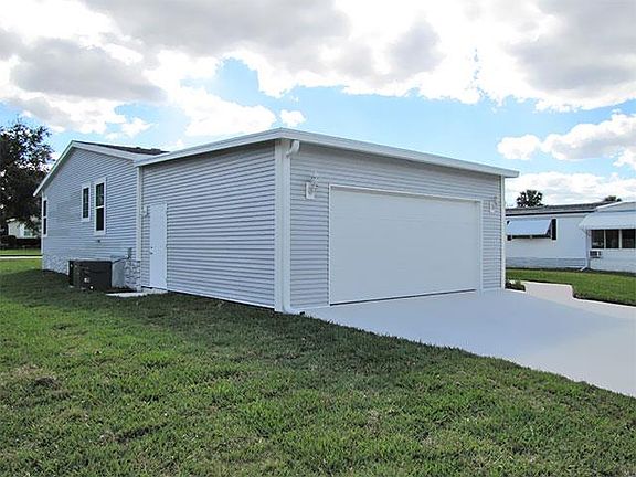 3rd image of 3524 Palm Valley Cir