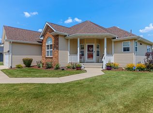 1801 Squires Lndg, Rochelle, IL 61068