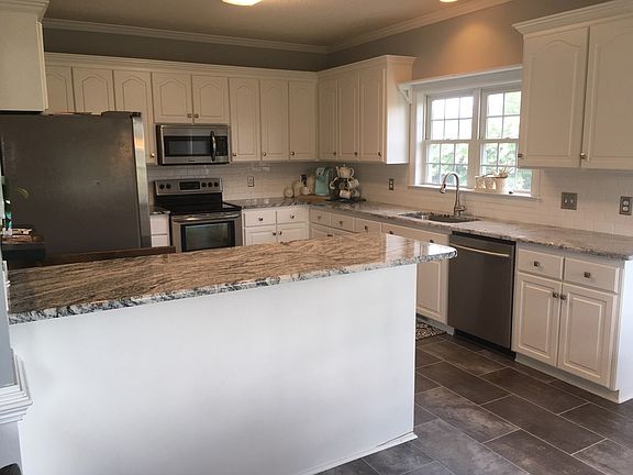 3rd image of 304 Madison Ann Dr
