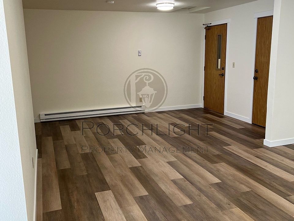 1st image of 112 Blair Dr #17