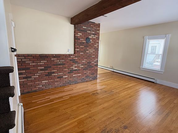 3rd image of 17 Weeman St
