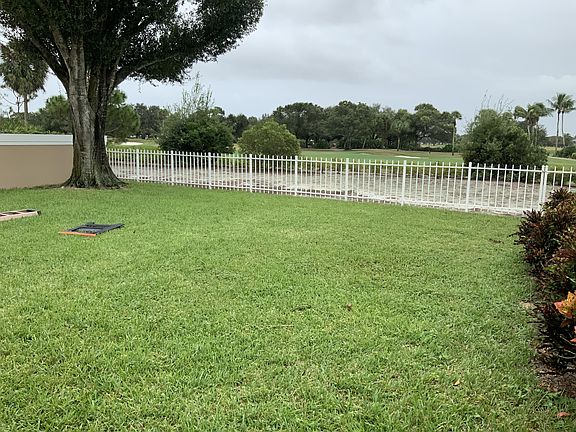 3rd image of 2288 Saratoga Bay Dr