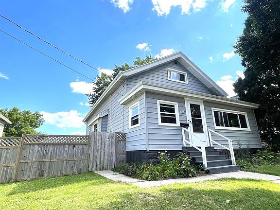 5th image of 1301 E Seeley STREET