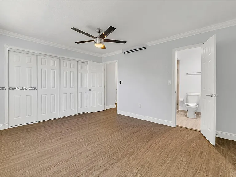 5452 NW 169th Ter — Photo 13