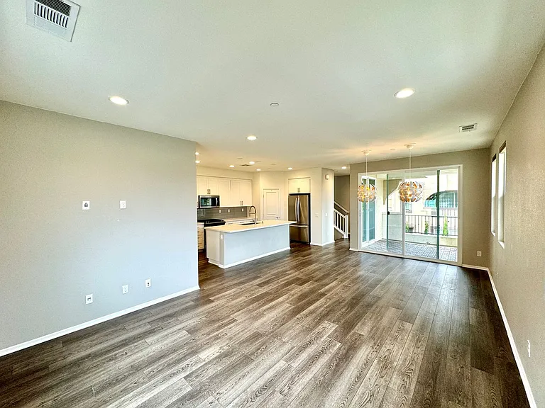 1285 Via Lucero — Photo 6